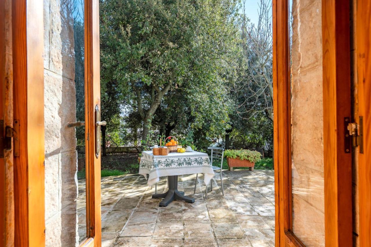 Вілла Trullo Nova - Остуні Екстер'єр фото